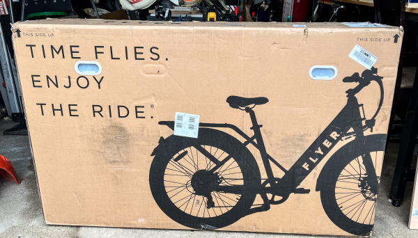 Radio FLYER™ M880 Midtail Fat Tire Electric Cargo Bike 15