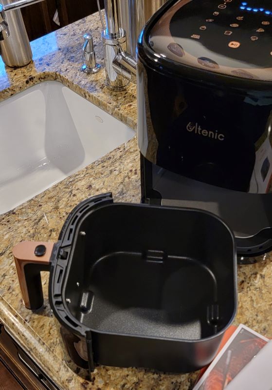 Off Grid Cooking With An Ultenic K20 Airfryer 