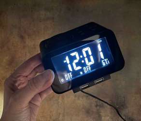 USCCE Digital Clock Radio review - The Gadgeteer