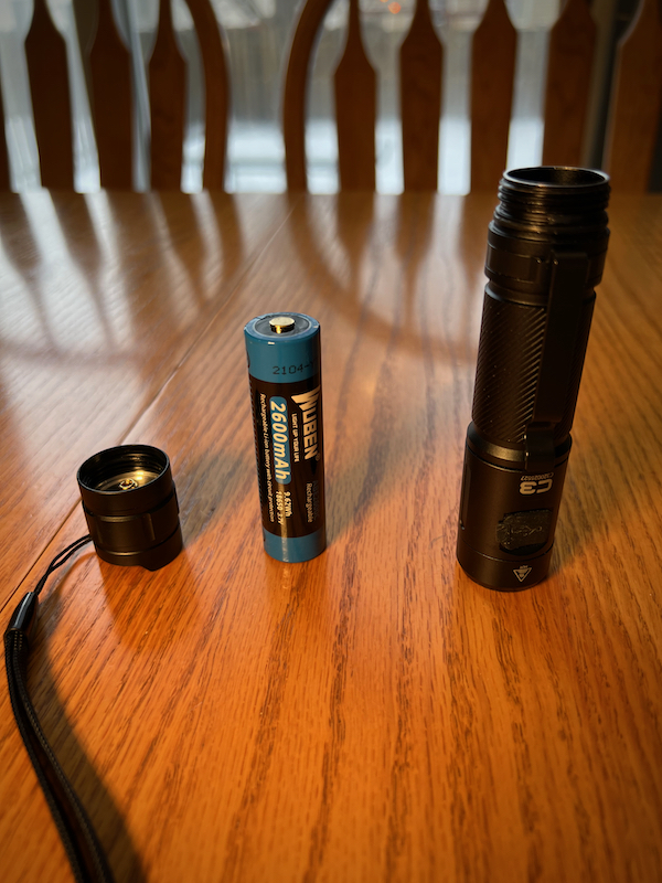 Wuben C3 Flashlight disassembled