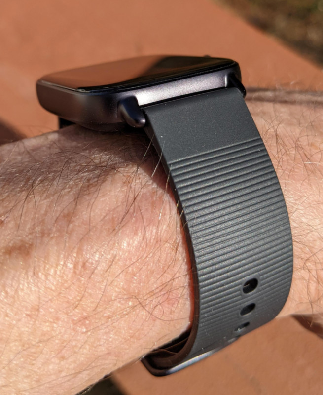 Amazfit GTS 3 Review: A Slim and Light Fitness Tracker