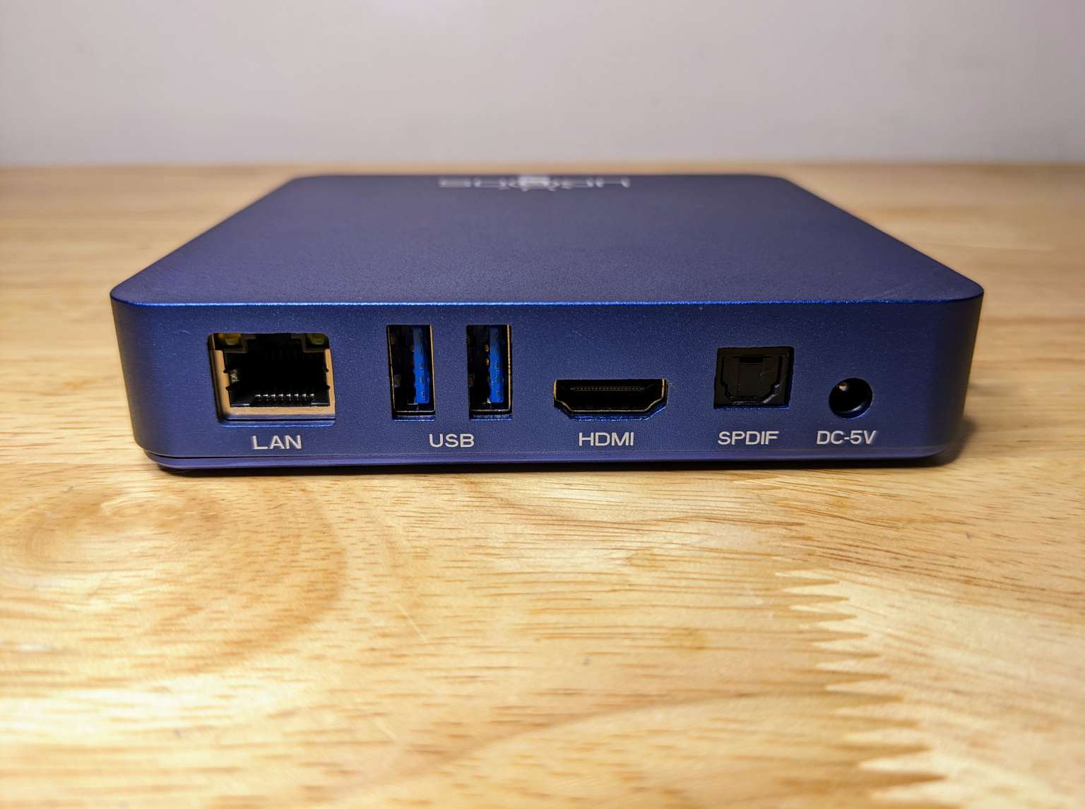 UGOOS UT8 Pro Android TV Box review - A buggy powerhouse that's not ...