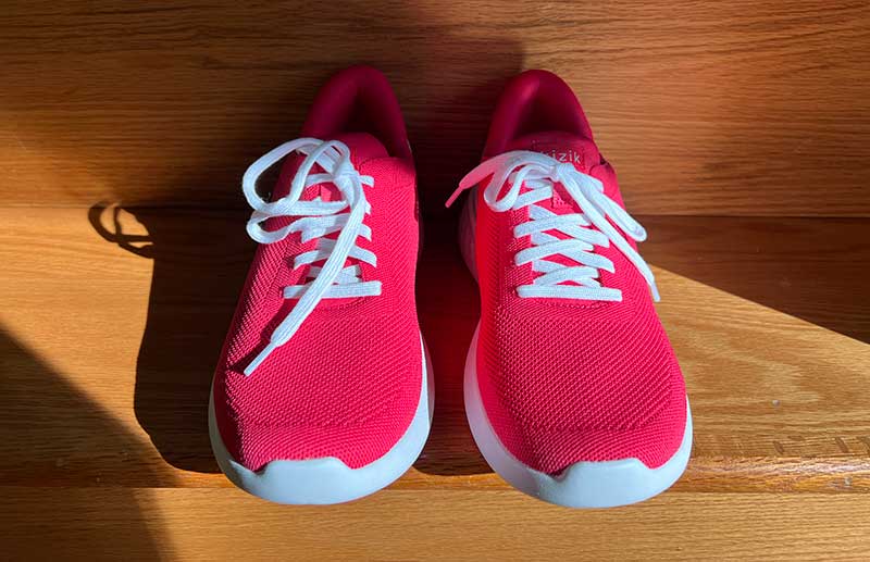 Kizik shoes review - Magic hands-free shoes! - The Gadgeteer