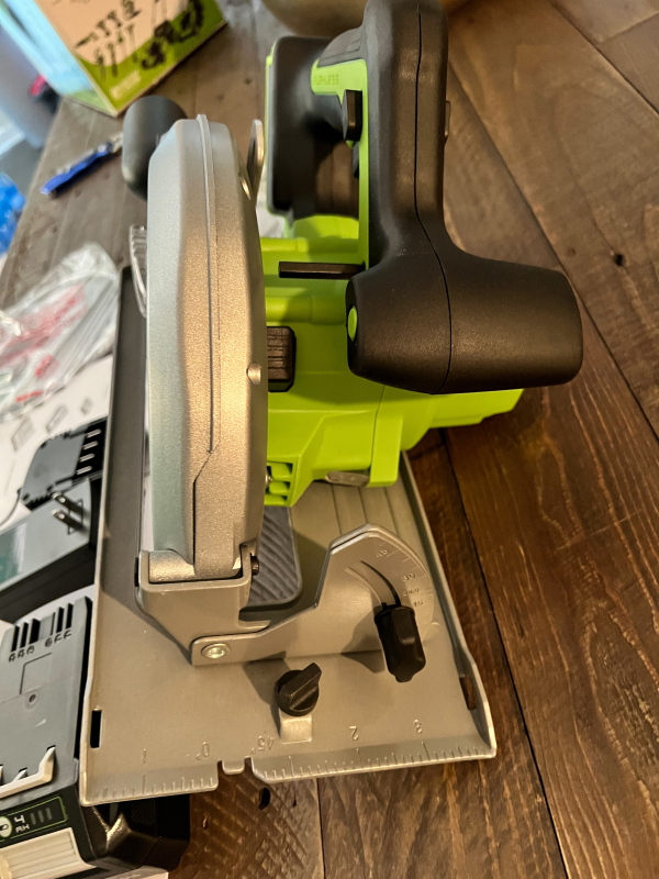 Greenworks Cordless Circular Saw 9