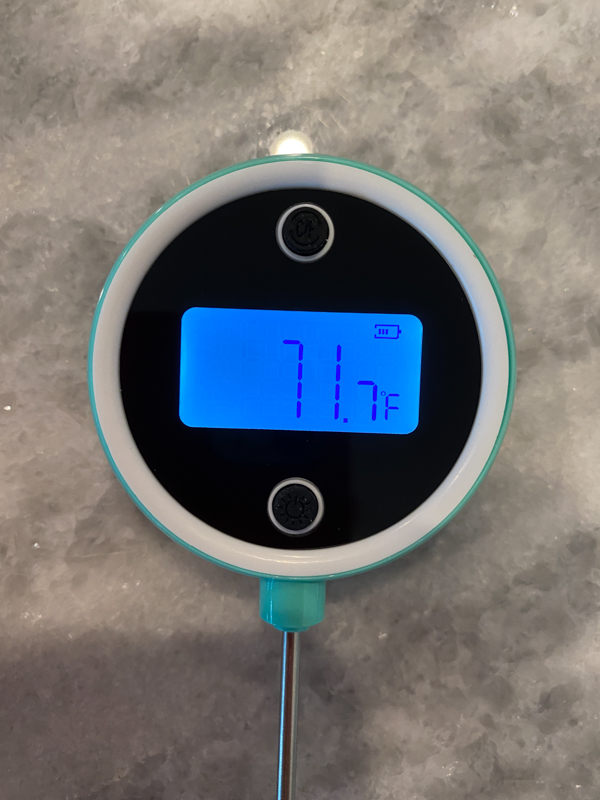 A Review of My Favorite Pocket Thermometer