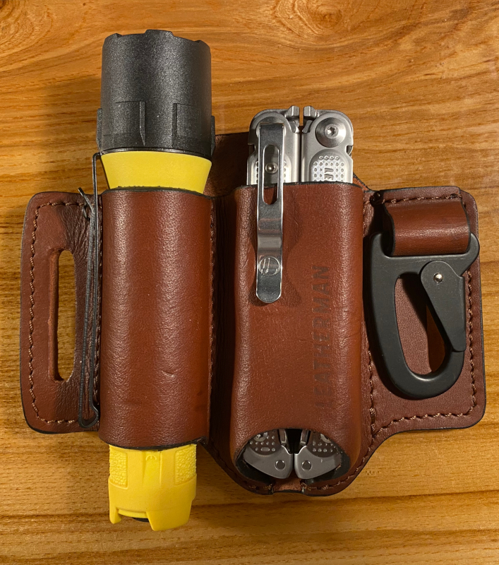 Does the Wave leather sheath with the elastic sides still exist? : r/ Leatherman