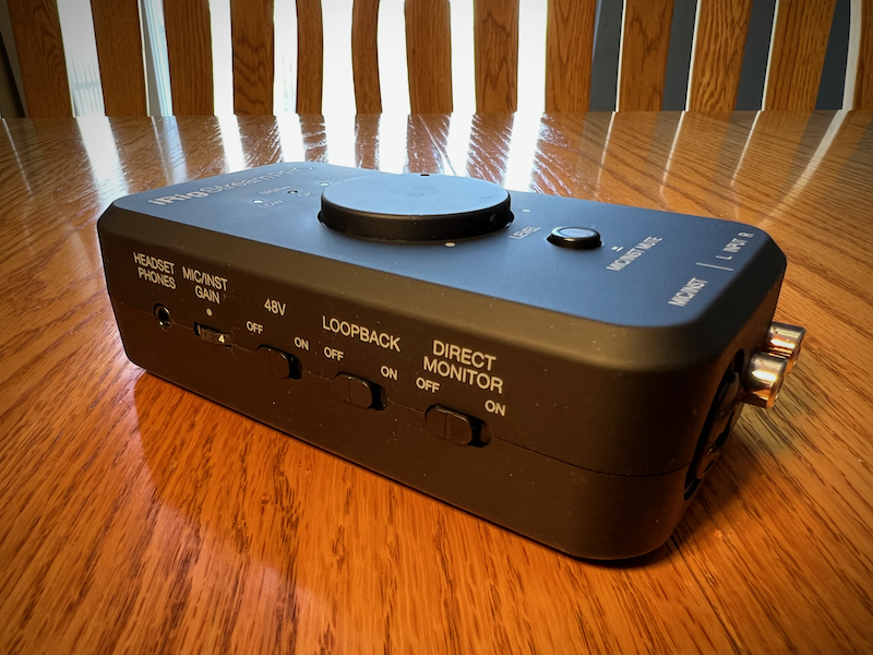 IK Multimedia iRig Stream Pro left side