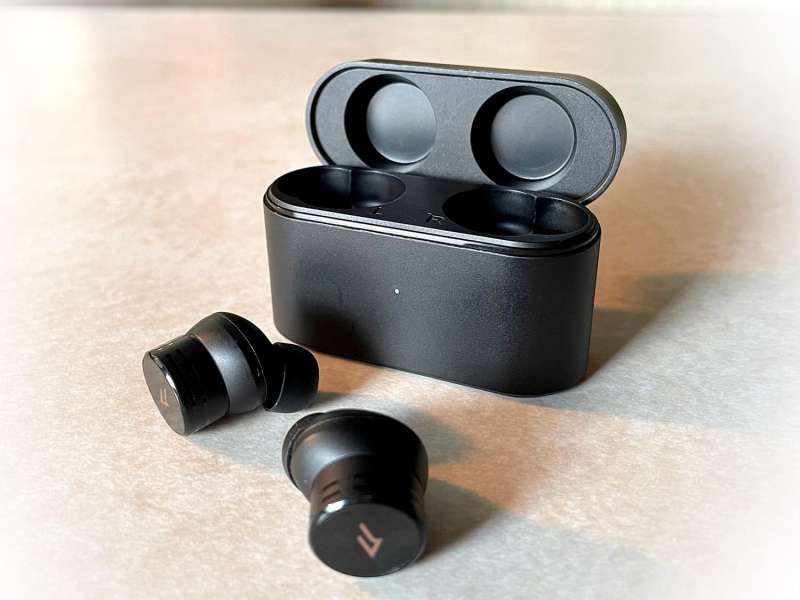 1MORE PistonBuds Pro Hybrid Active Noise Canceling Wireless Earbuds review 04