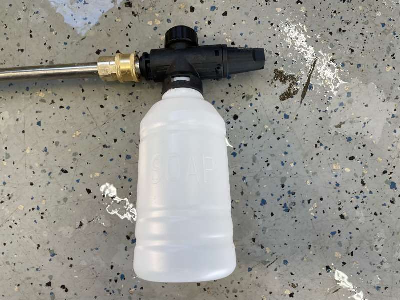 Giraffe Tools Grandfalls Pressure Washer review - Powerful spiffy cleaning  without the setup fuss! - The Gadgeteer
