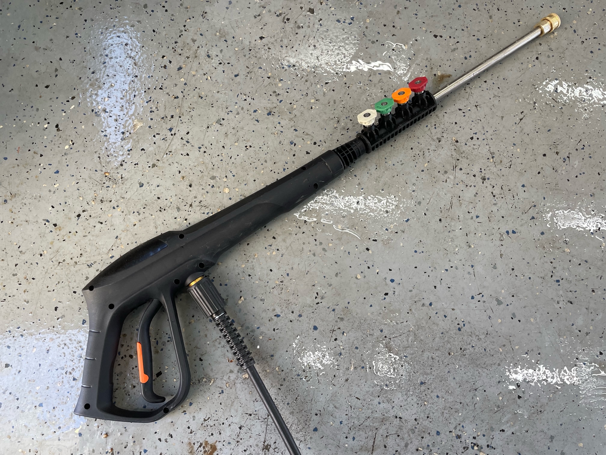 Giraffe Tools Grandfalls Pressure Washer PRO Review - Powerful Spiffy