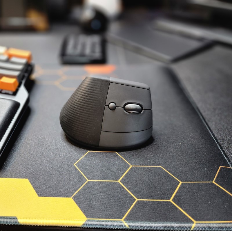 Lift Vertical Ergonomic Mouse