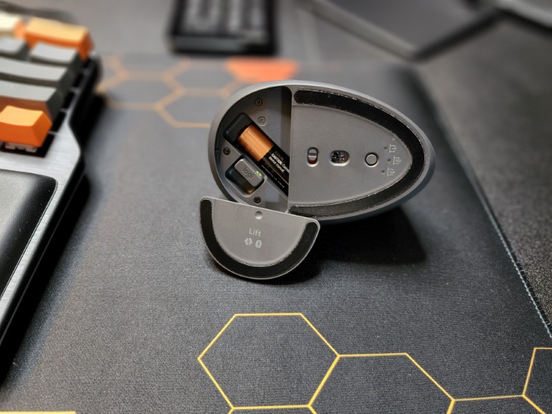 Logitech Lift vertical ergonomic mouse review - The Gadgeteer