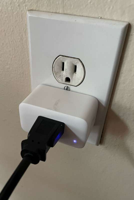 SwitchBot Plug Mini 04