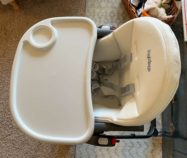 Peg Perego Siesta high chair review easy to use, stylish, and sturdy