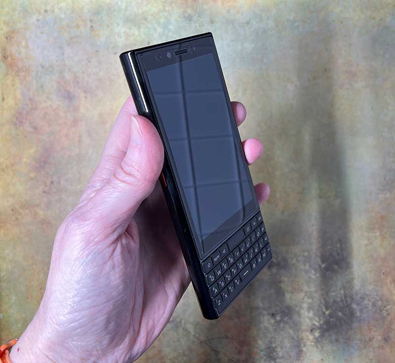 Unihertz Titan Slim Review: The BlackBerry I never had