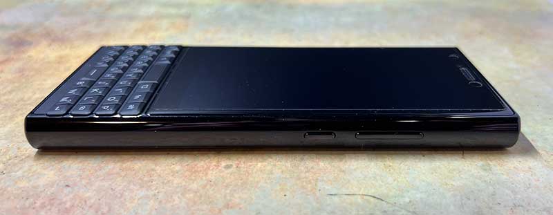 Unihertz Titan Slim Review: The BlackBerry I never had