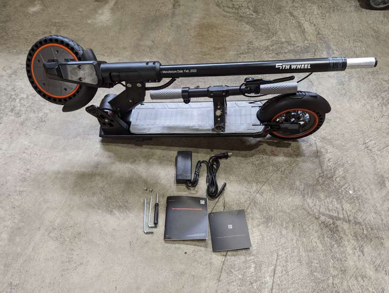 5th Wheel M2 Electric Scooter 04