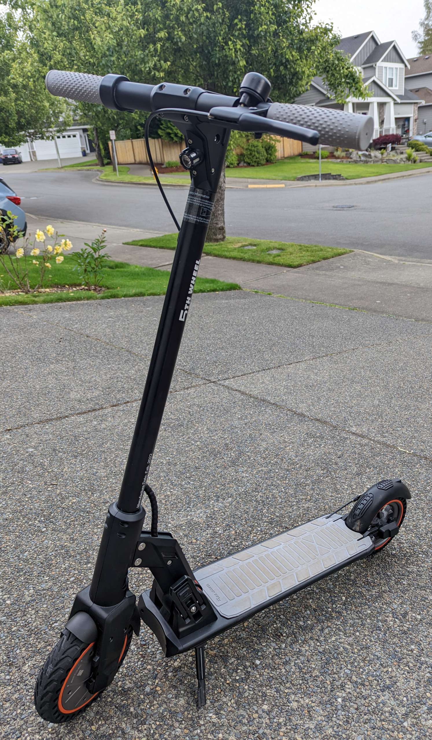 5th Wheel M2 Electric Scooter: 13th Birthday Present! 