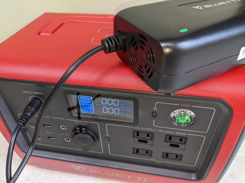 BLUETTI EB70S Portable Power Station Review - BLUETTI comes in red! - The  Gadgeteer
