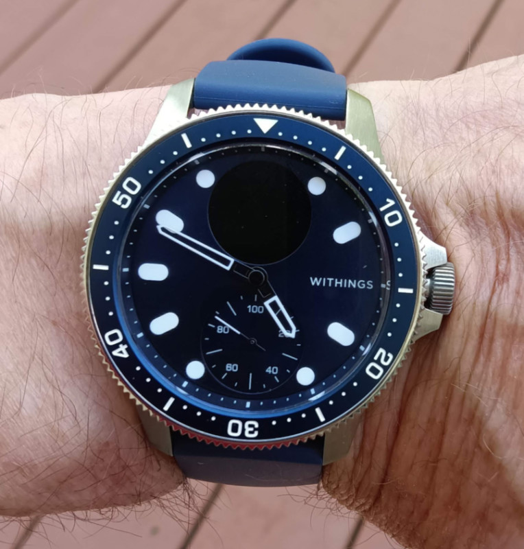 Withings Scanwatch Horizon Smartwatch looks like a luxury diver's watch