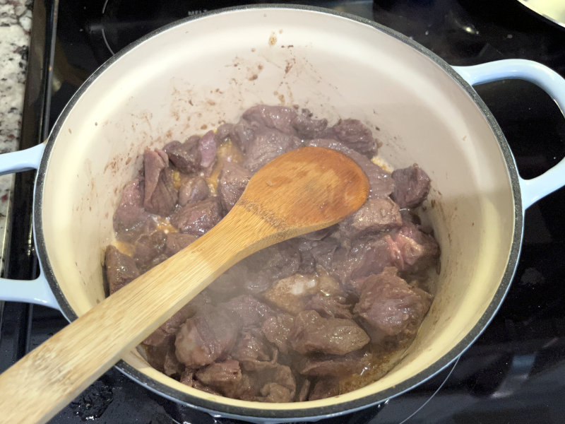 Buydeem Flat Enameled Iron Casserole Braiser - 3.3 Quart Dutch Oven