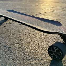 Outdoor Master Electric Skateboard Cruiser review – an excellent longboard speed demon