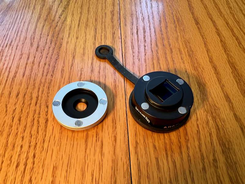 SmallRig 1.55x Anamorphic Lens with included lens cap