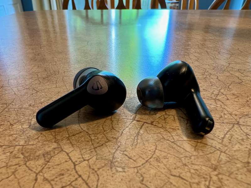 SOUNDPEATS Air3 Pro earbuds; the S logo is the tap target