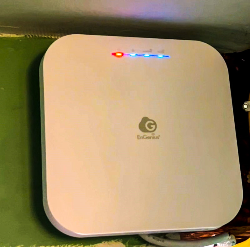 EnGenius ECW220S Cloud-Managed Wi-Fi 6 Security Access Point review ...