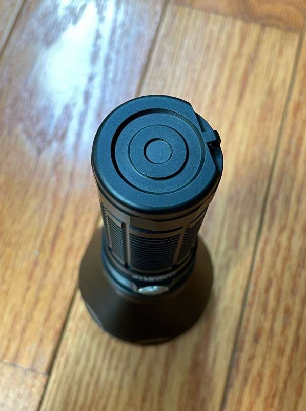 ThruNite Catapult Pro Flashlight 01