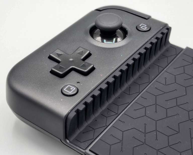GameSirX2 ProXbox (Android) gaming controller review like carrying
