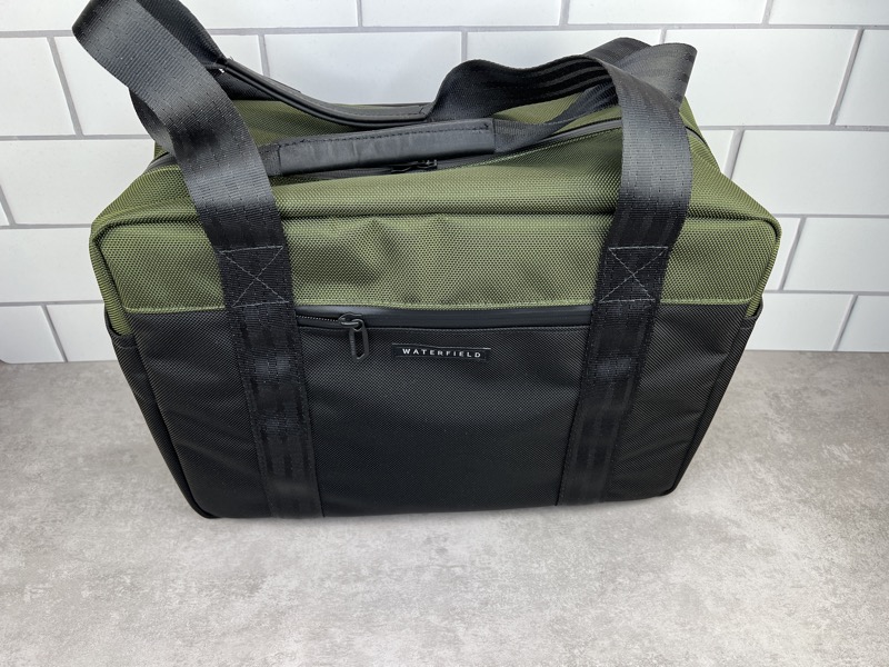 waterfield essential duffel 01b