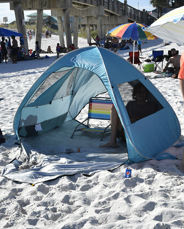 Wolfwise Easy Setup Beach Tent, Instant Sun Shelter, Baby Beach Tent –  WolfWise