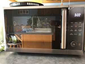 Toshiba ML2 EC10SA-BS 8-1 Air Fry Microwave Oven Review - The Gadgeteer