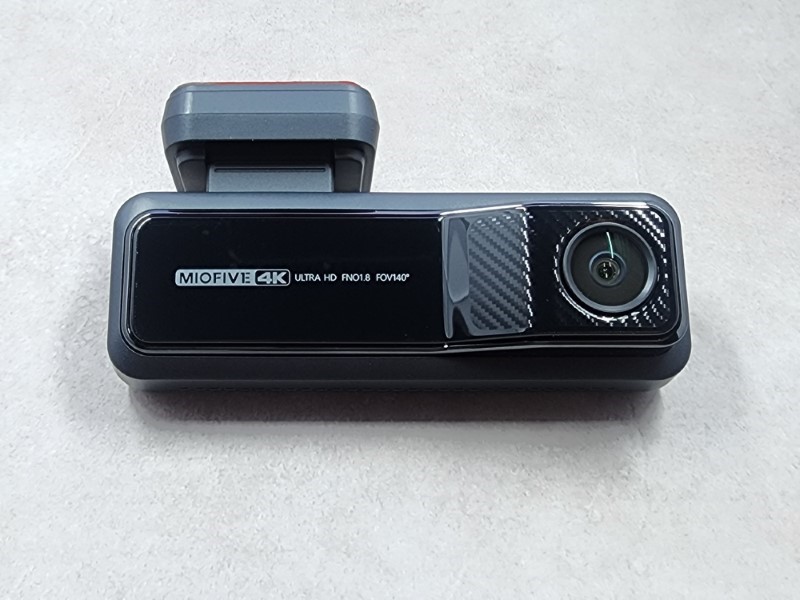 Miofive 4K Dash Cam review: This friendly road watcher is 'here for you!