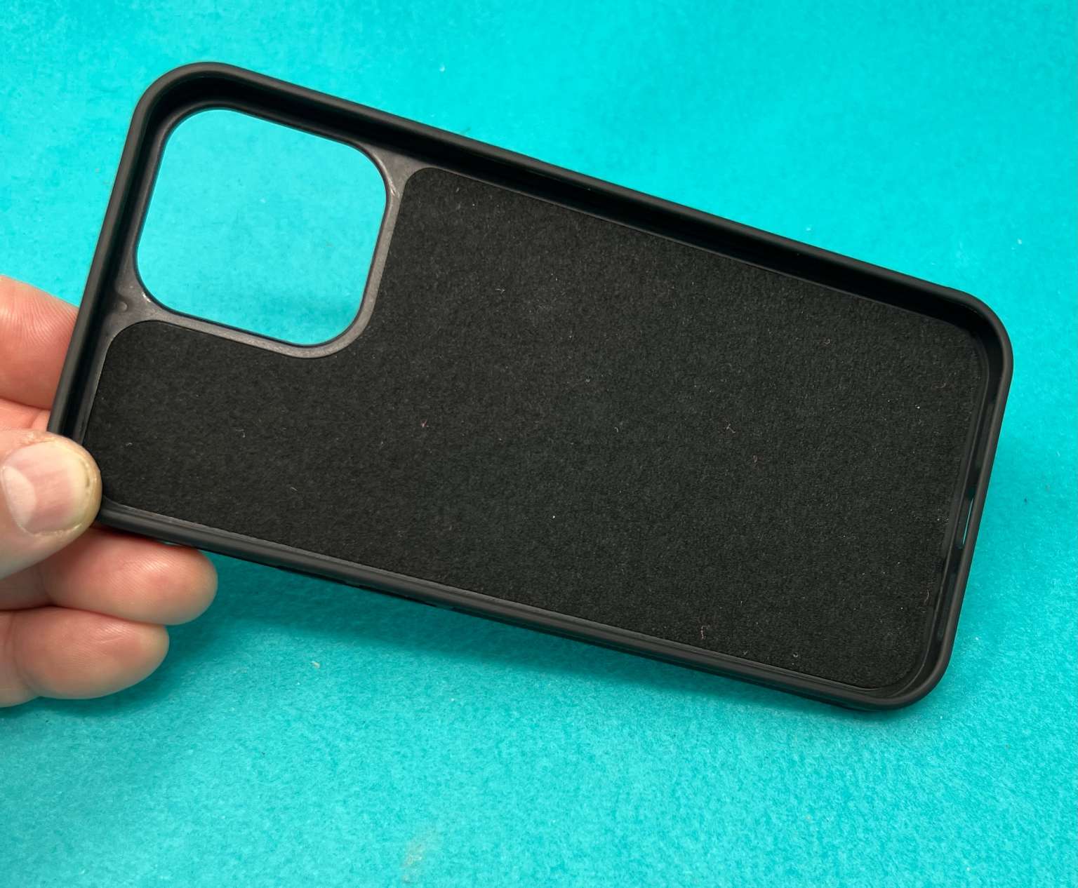 Monocarbon Carbon Fiber iPhone 13 Pro Max case review hedging your