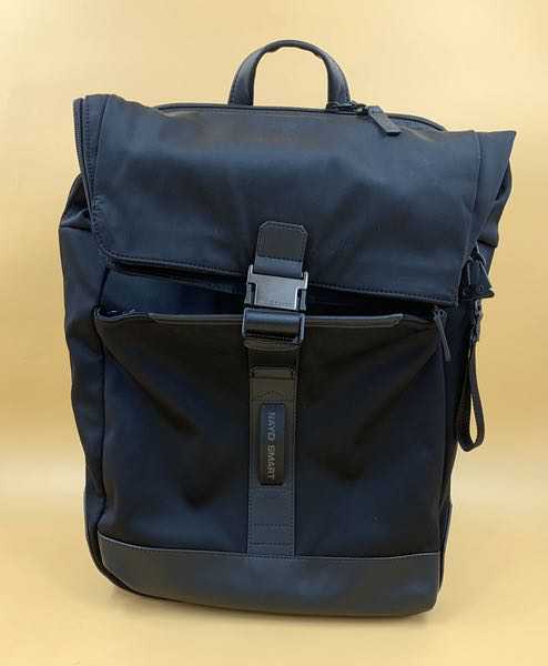 NayoSmart Herman Osborn Roll Top Backpack review - Going to work in ...