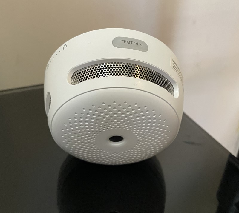 X-Sense XS01-WT Wi-Fi Smoke Alarm review - Because choking on smoke is no  joke! - The Gadgeteer