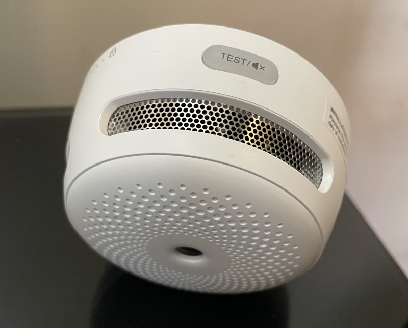 X-Sense XS01-WT Wi-Fi Smoke Alarm review - Because choking on smoke is no  joke! - The Gadgeteer