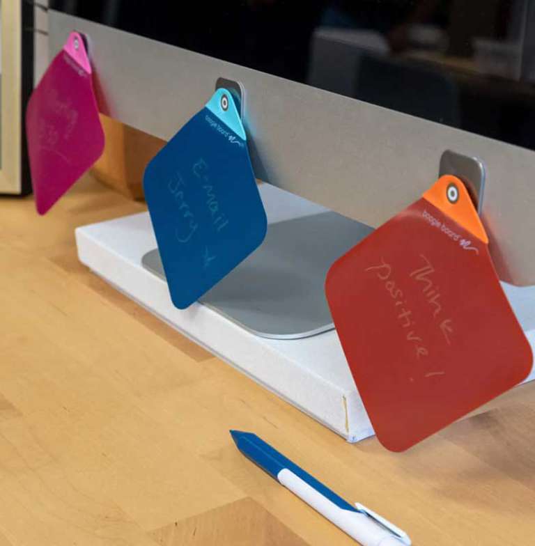 Ditch disposable PostIt notes and use these reusable ones