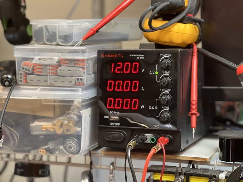 Adjustable DC Power Supply 30V 10A Review - LONG WEI PS-3010DF