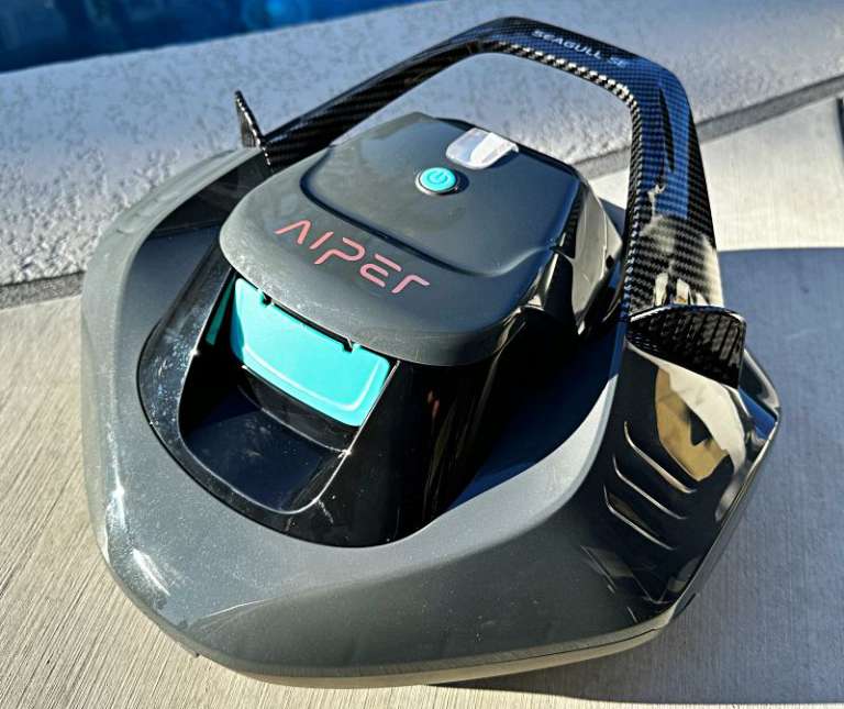 Aiper Seagull SE cordless robotic pool cleaner review An affordable