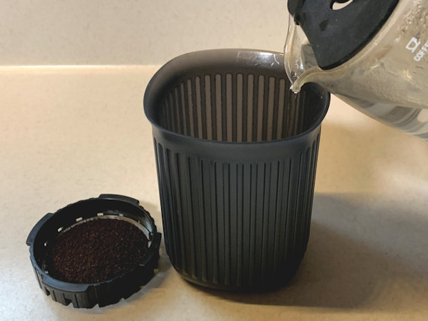 Filtro AeroPress Reutilizable de Acero - Ineffable Coffee