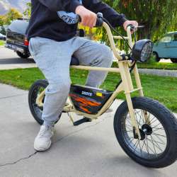 Droyd Blipper kids electric mini bike review – clean safe fun