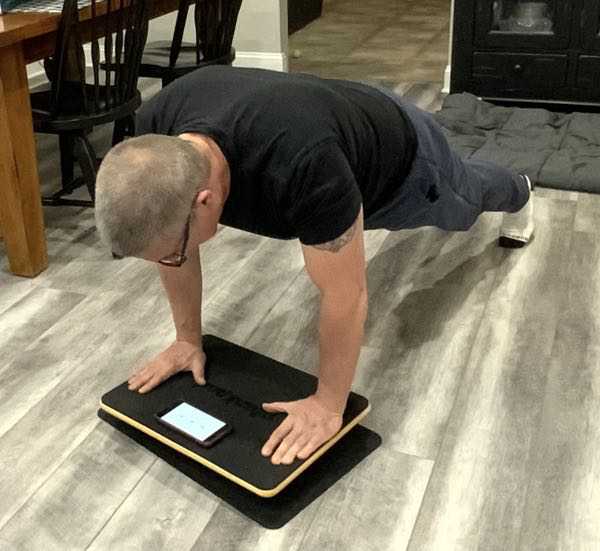 Plankpad Pro plank and balance board review - gamify your core