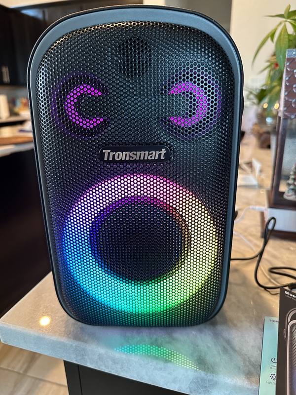 Tronsmart Halo 100 60W TWS - Altavoz Bluetooth 5.3 con luces RGB -  Powerplanet