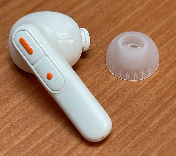 Linner Nova OTC Hearing Aids Review: Low Price Comes With Too Many Trade  Offs