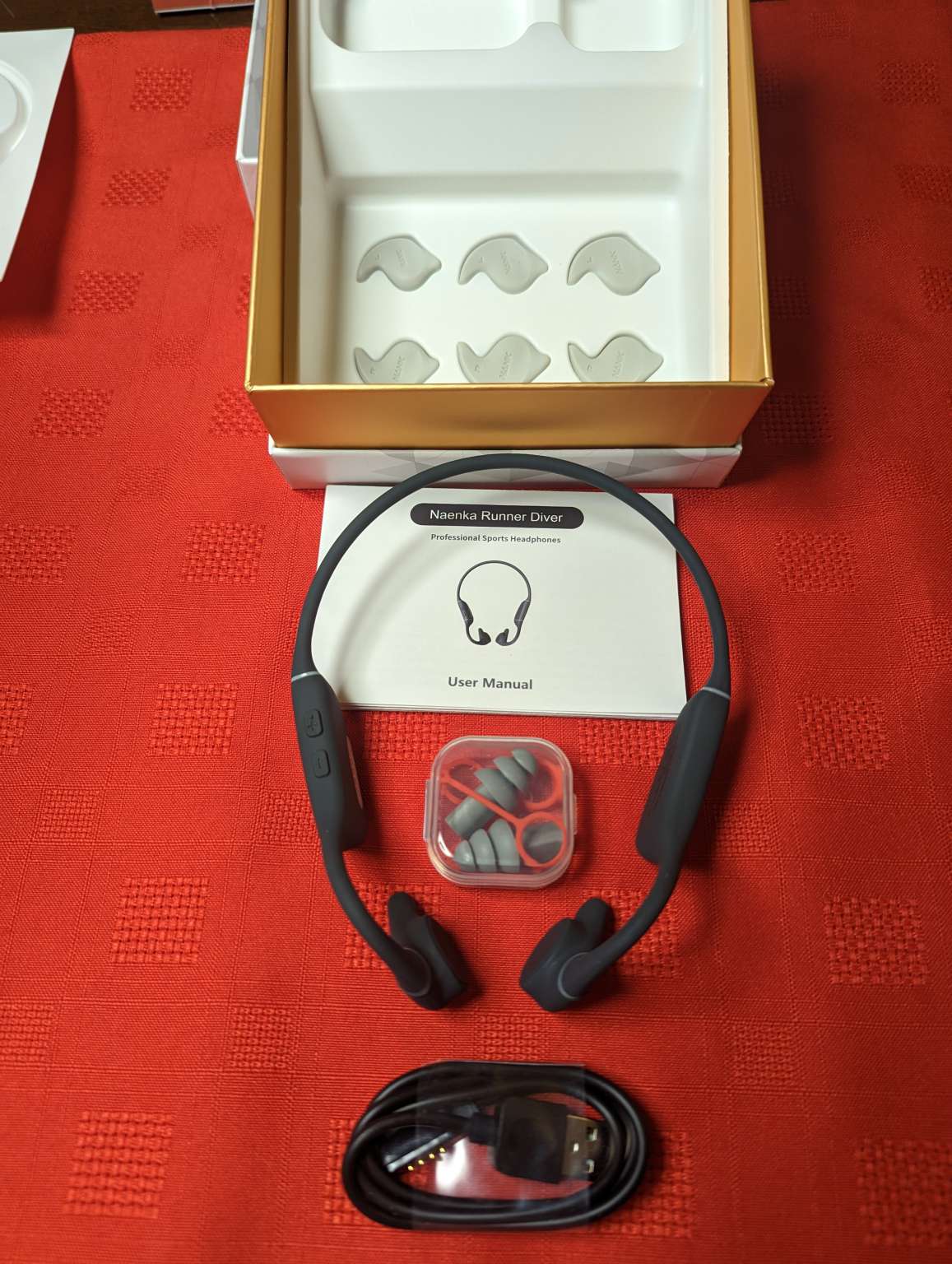 Naenka Runner Diver Bone Conduction Swimming Headphones review The