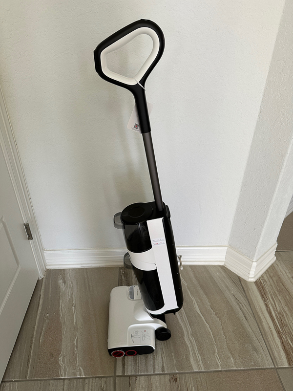Roborock Dyad Pro Wet and Dry Vacuum review - Is it better than the Tineco  Floor One S5 vacuum? - The Gadgeteer