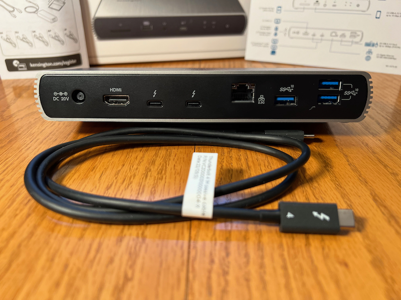 Kensington SD5780T Thunderbolt 4 dock back panel